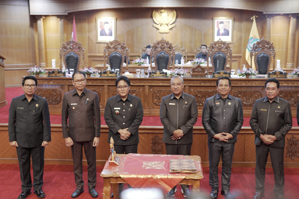 Pemerintah dan DPRD Badung Sepakati 2 Ranperda Dalam Rapat Paripurna